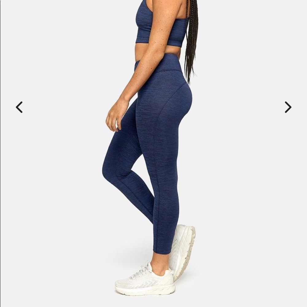 Outdoor voices navy crop top & leggings set